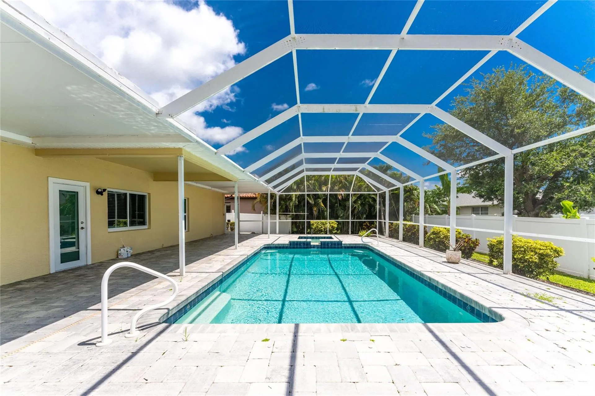 3310 SW 26th Avenue Cape Coral FL 33914