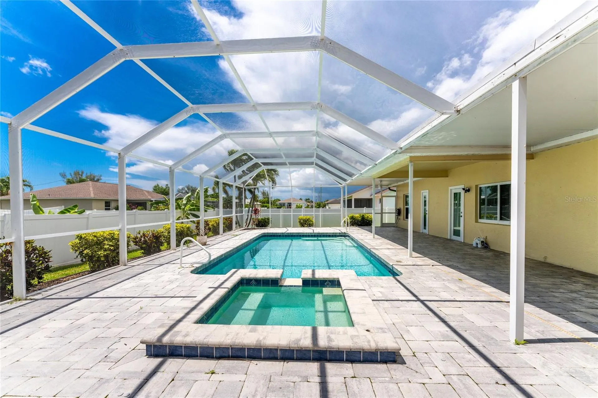 3310 SW 26th Avenue Cape Coral FL 33914