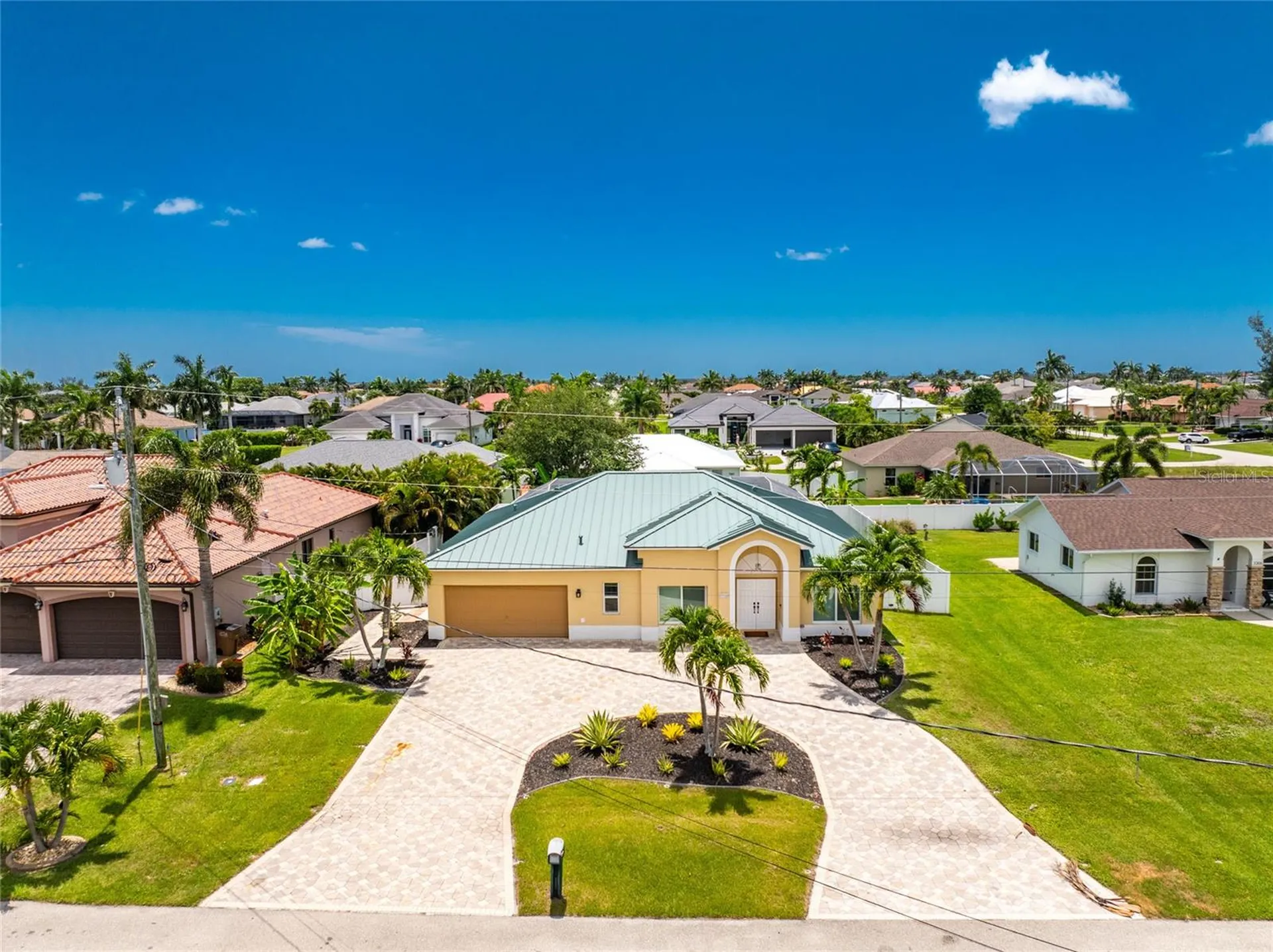 3310 SW 26th Avenue Cape Coral FL 33914