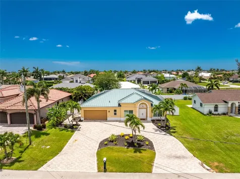 3310 SW 26th Avenue Cape Coral FL 33914