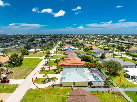 3310 SW 26th Avenue Cape Coral FL 33914