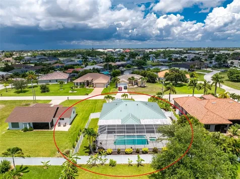 3310 SW 26th Avenue Cape Coral FL 33914