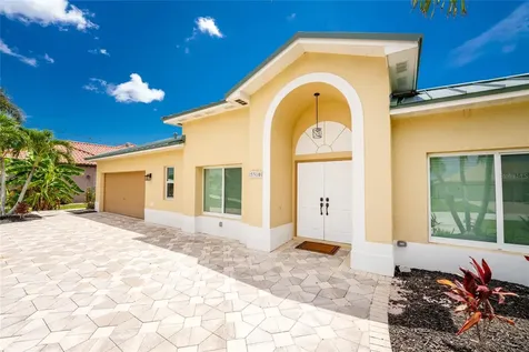 3310 SW 26th Avenue Cape Coral FL 33914