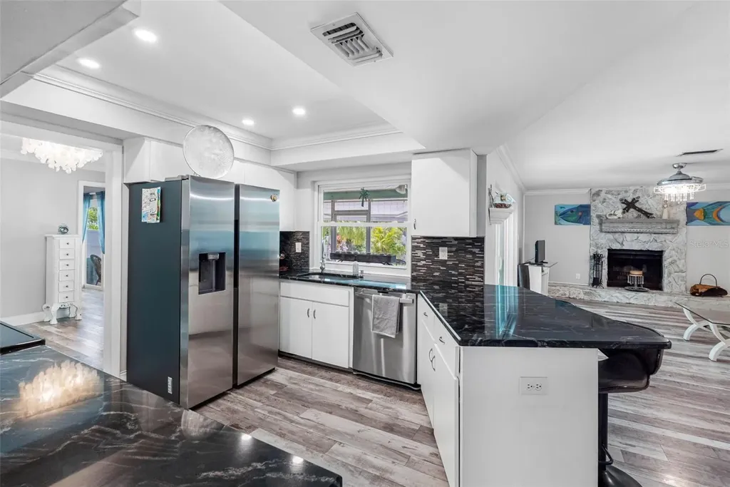 7992 Bayshore Drive Seminole FL 33776