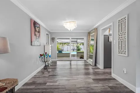 7992 Bayshore Drive Seminole FL 33776