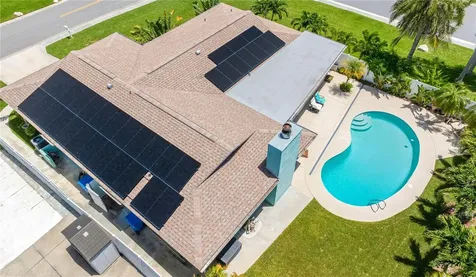 7992 Bayshore Drive Seminole FL 33776