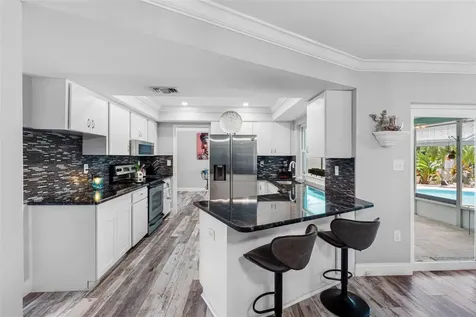 7992 Bayshore Drive Seminole FL 33776