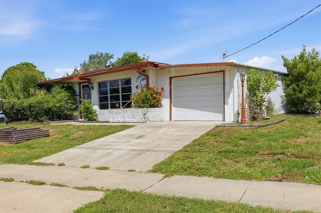 4751 S Biscayne Drive North Port FL 34287