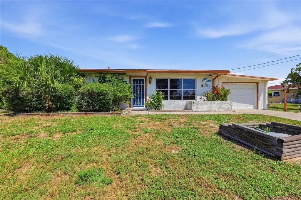 4751 S Biscayne Drive North Port FL 34287