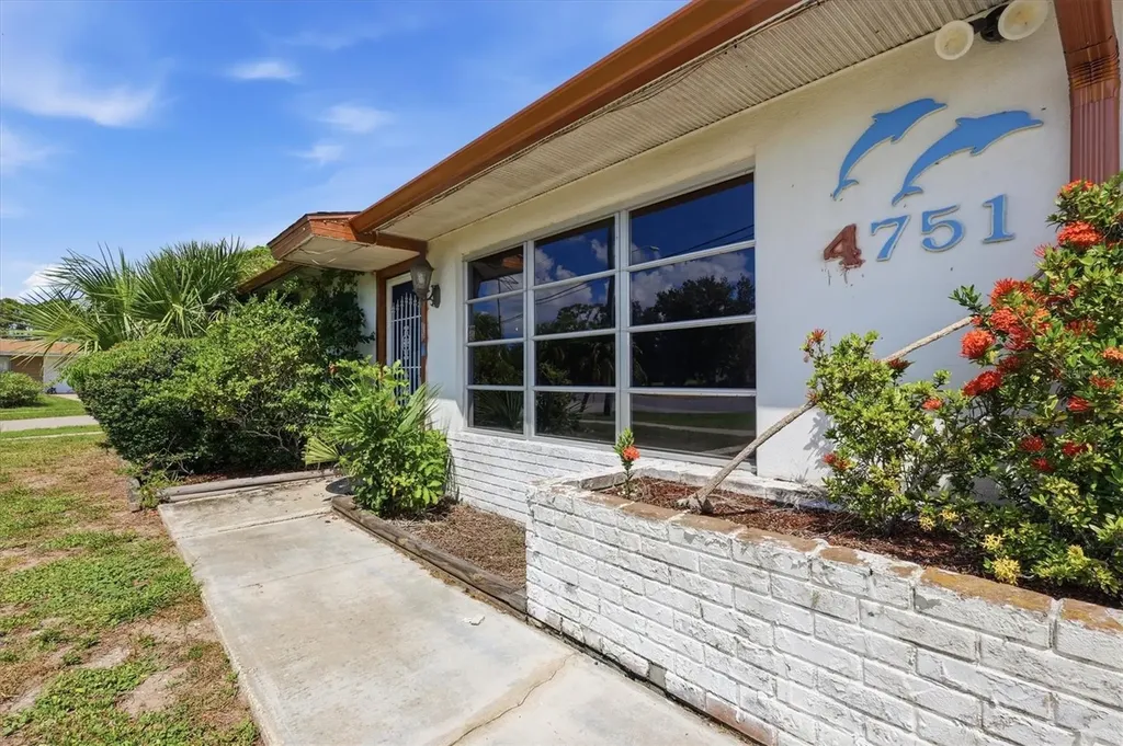4751 S Biscayne Drive North Port FL 34287