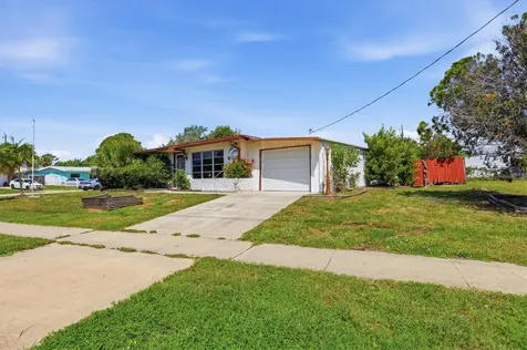 4751 S Biscayne Drive North Port FL 34287