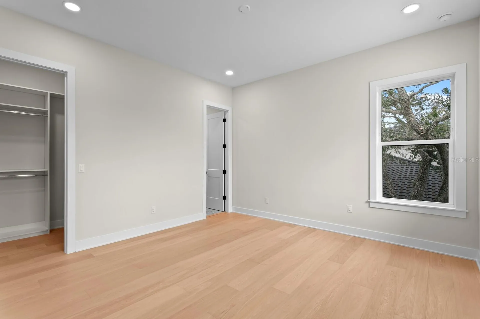 5021 W Leona Street Tampa FL 33629