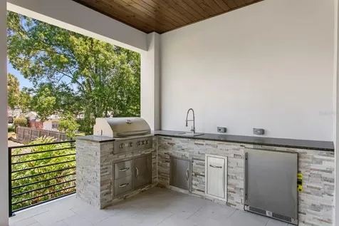 5021 W Leona Street Tampa FL 33629