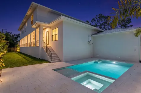 5021 W Leona Street Tampa FL 33629