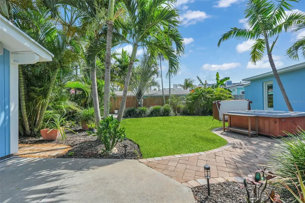 564 70th Avenue St Pete Beach FL 33706