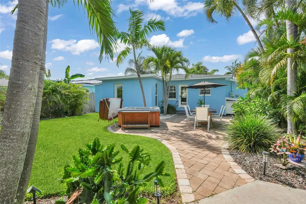 564 70th Avenue St Pete Beach FL 33706