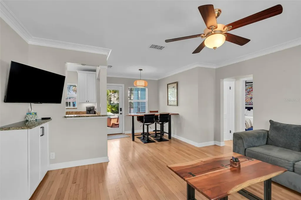 564 70th Avenue St Pete Beach FL 33706