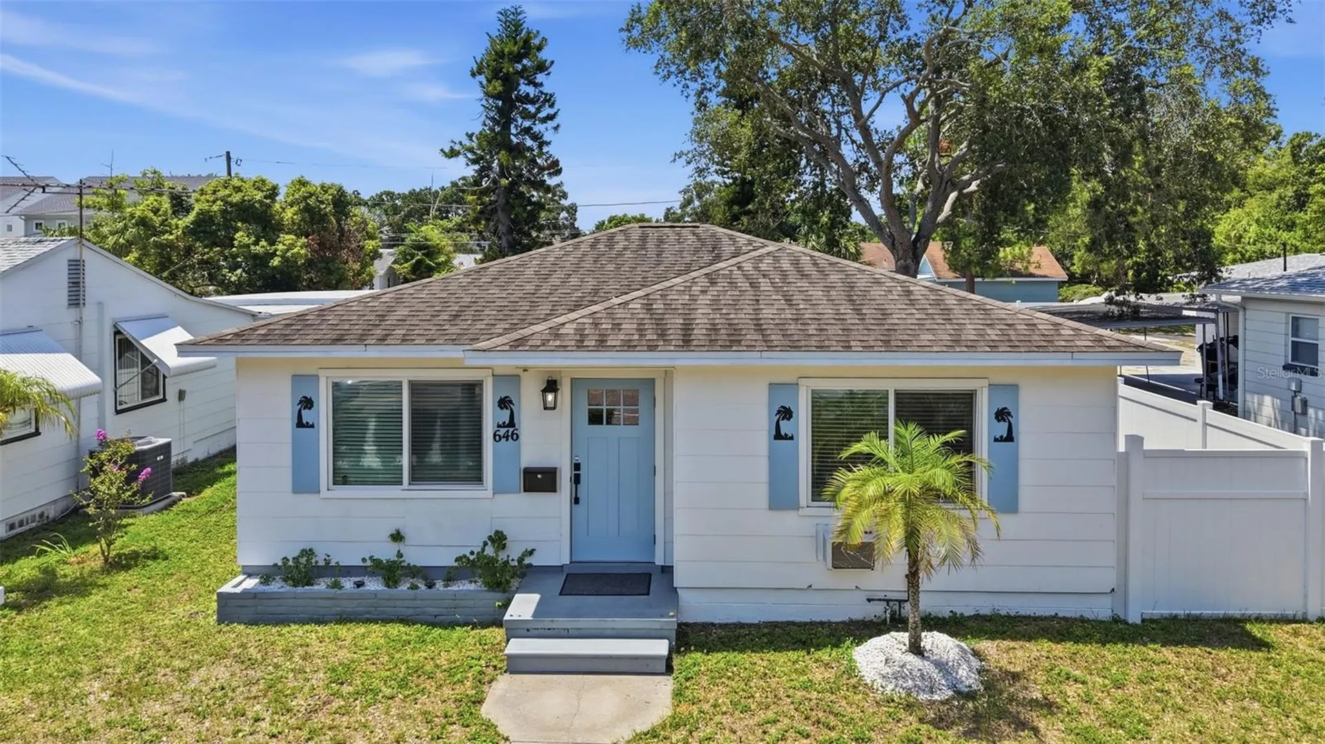 646 38th Avenue N St Petersburg FL 33704