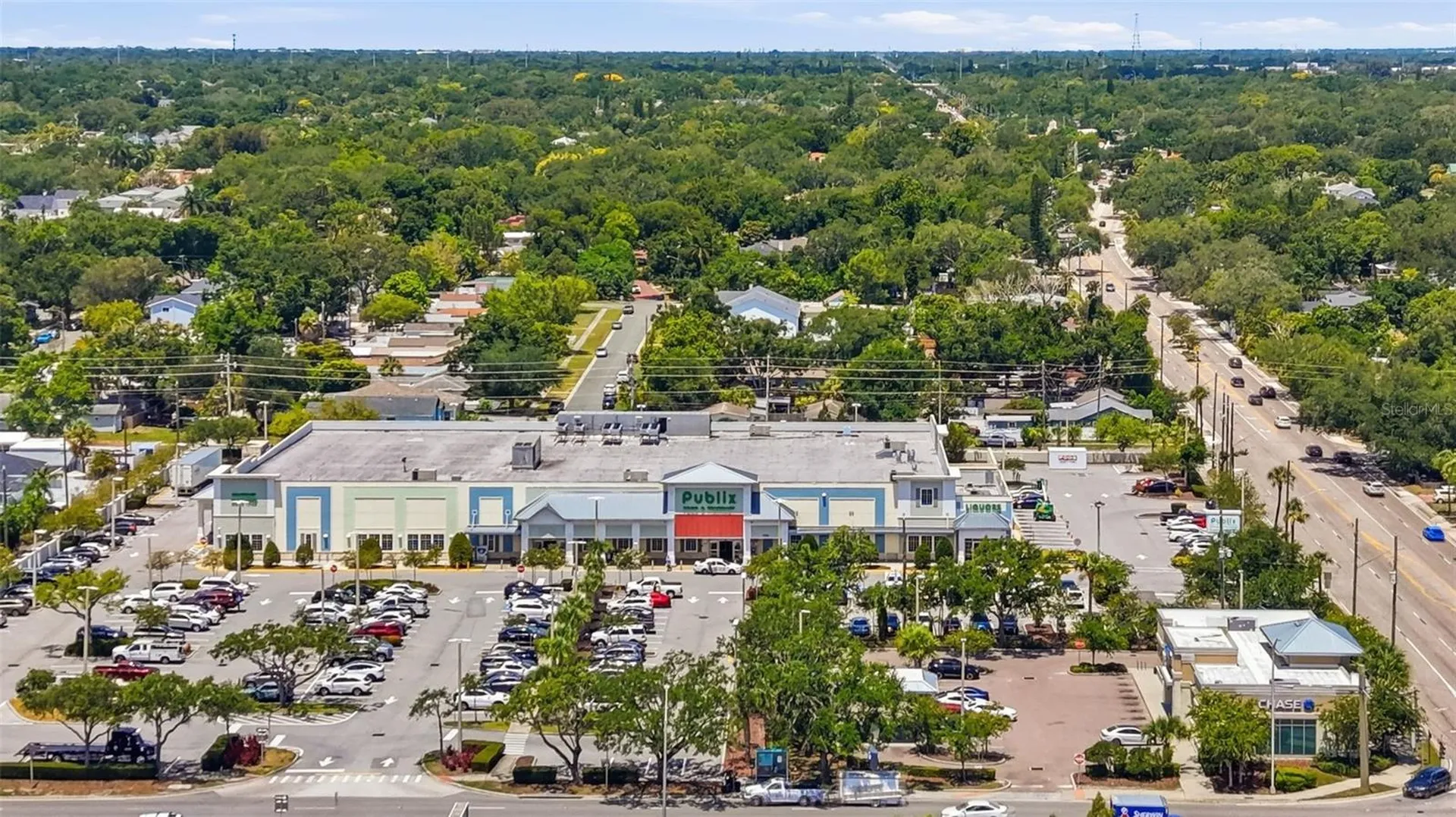 646 38th Avenue N St Petersburg FL 33704