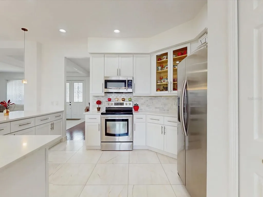 6609 Lake Pembroke Place Orlando FL 32829