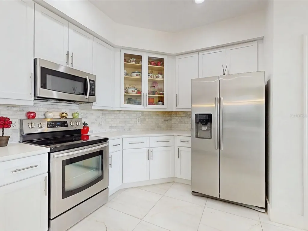 6609 Lake Pembroke Place Orlando FL 32829