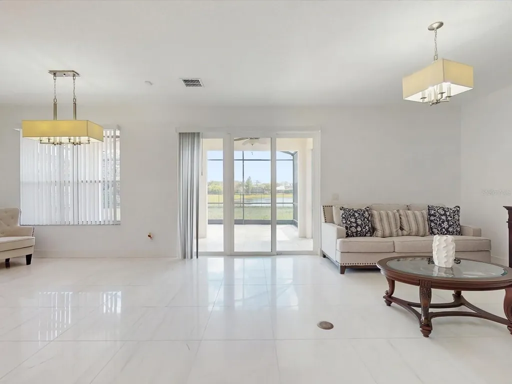 6609 Lake Pembroke Place Orlando FL 32829