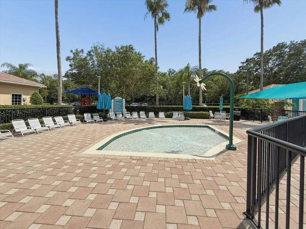 6609 Lake Pembroke Place Orlando FL 32829