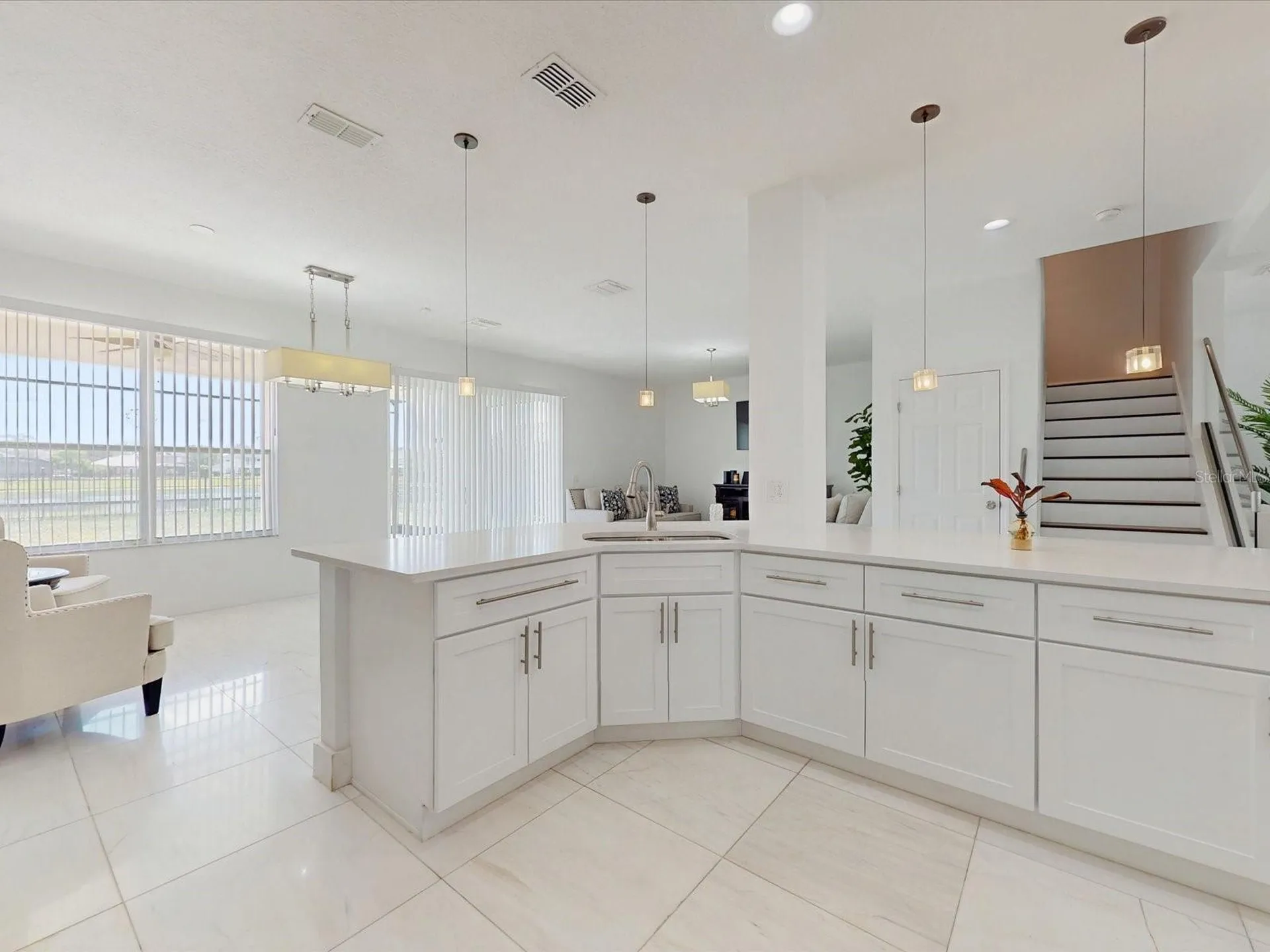 6609 Lake Pembroke Place Orlando FL 32829