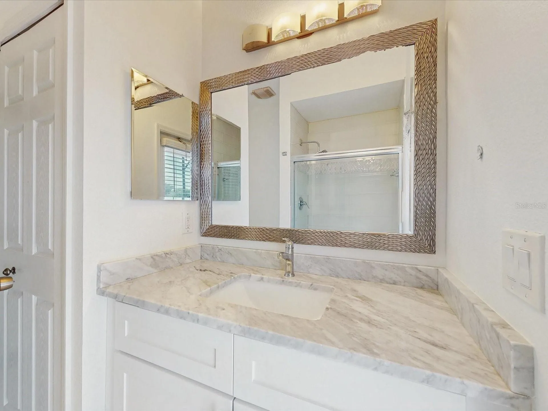 6609 Lake Pembroke Place Orlando FL 32829
