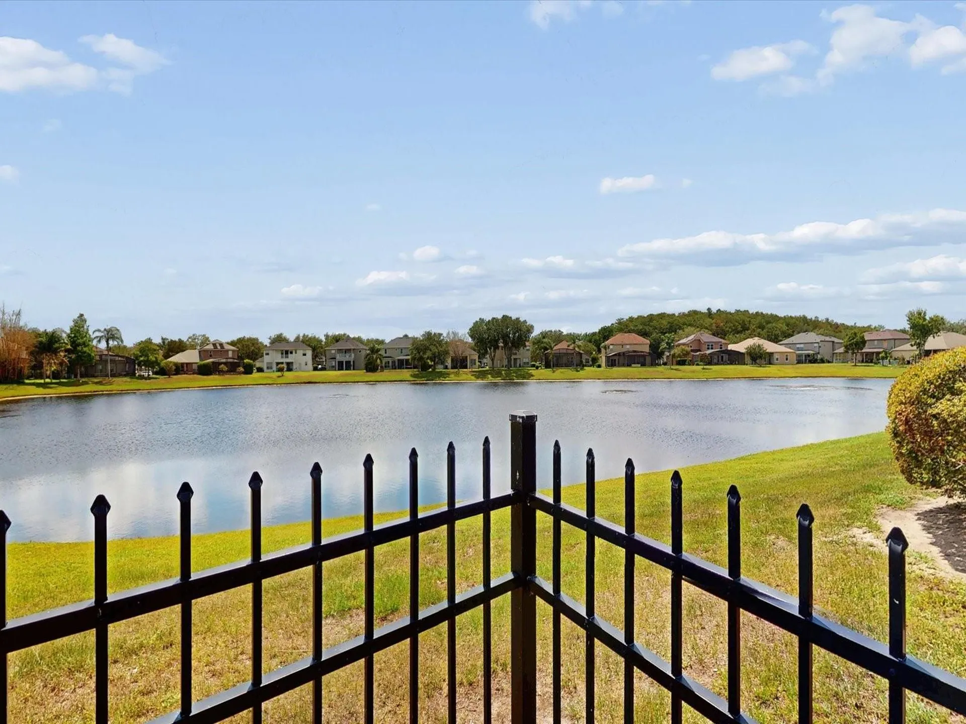 6609 Lake Pembroke Place Orlando FL 32829