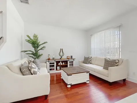 6609 Lake Pembroke Place Orlando FL 32829