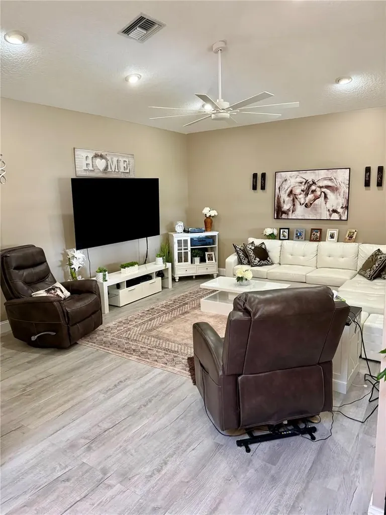 21932 Royal St Georges Lane Leesburg FL 34748