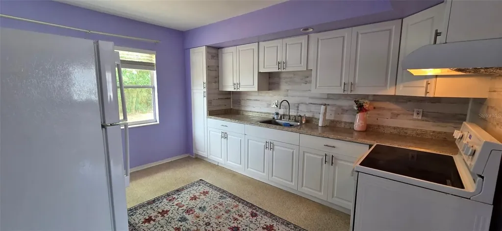 5904 Elm Street New Port Richey FL 34652