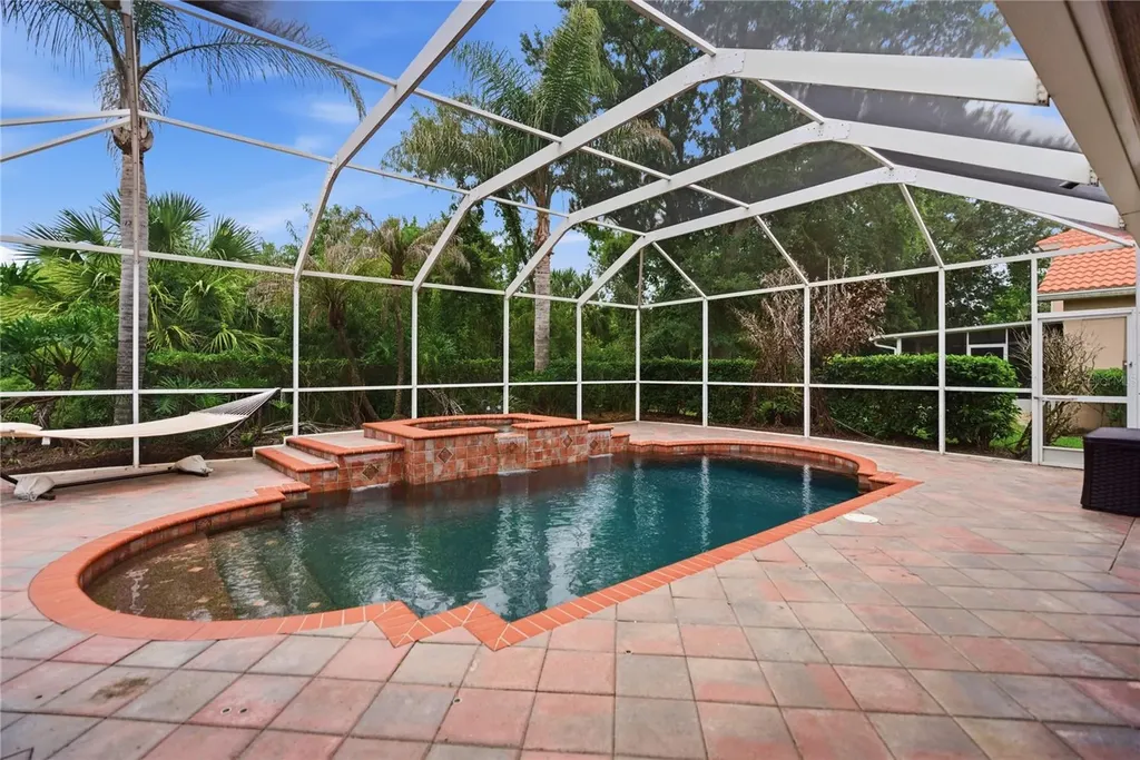 10266 Estuary Drive Tampa FL 33647