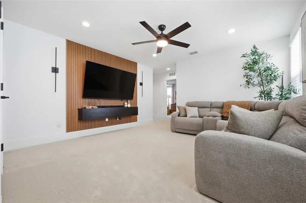1663 Crowncrest Drive Apopka FL 32703
