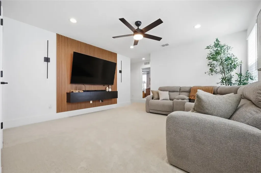 1663 Crowncrest Drive Apopka FL 32703