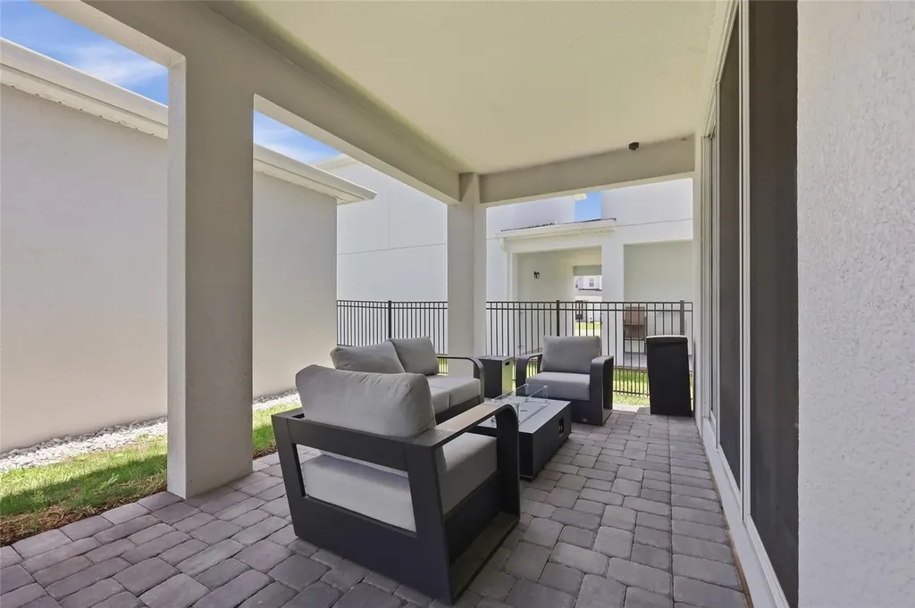 1663 Crowncrest Drive Apopka FL 32703