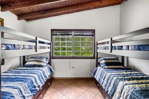 6882 Avenida Campo Bello Bo. Rincon Cidra PR 00739
