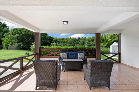 6882 Avenida Campo Bello Bo. Rincon Cidra PR 00739