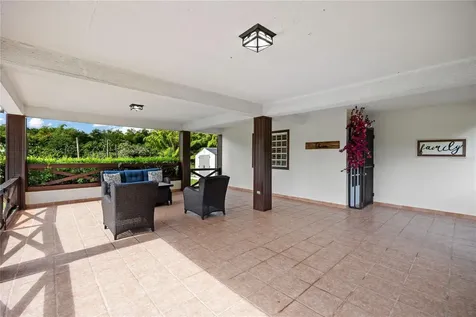 6882 Avenida Campo Bello Bo. Rincon Cidra PR 00739