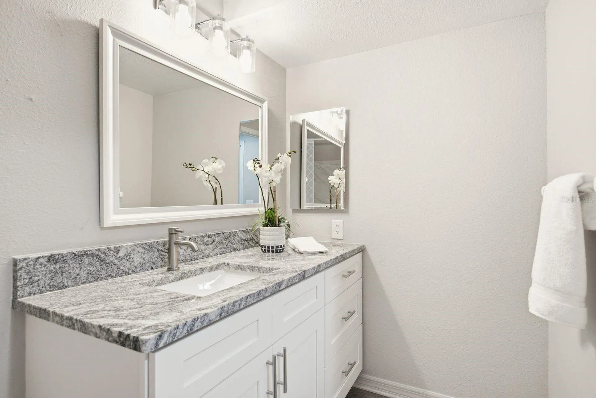 6004 Portsdale Place Riverview FL 33578