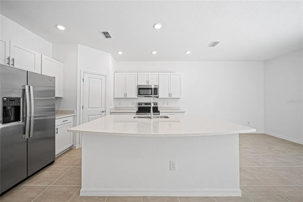 2085 Hallier Cove Wesley Chapel FL 33543