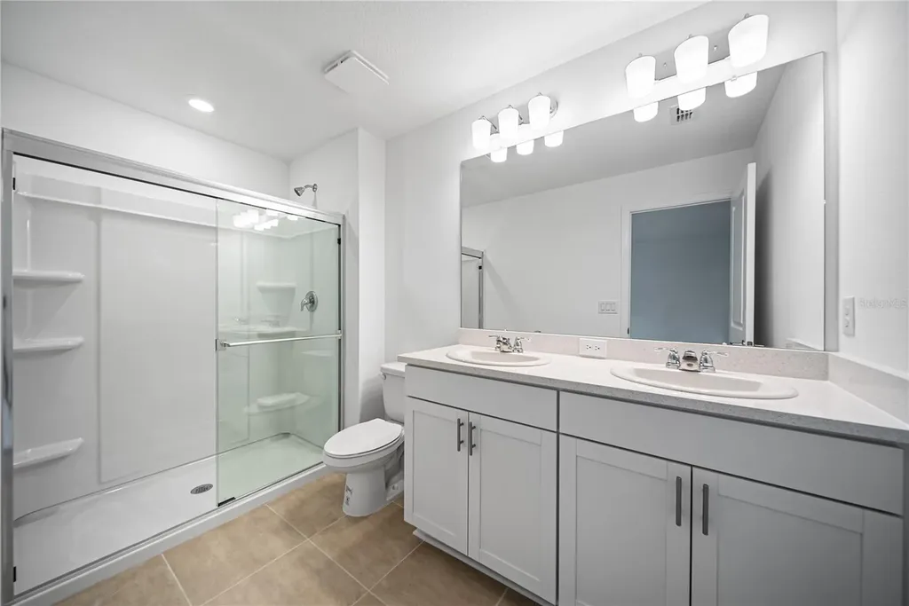 2085 Hallier Cove Wesley Chapel FL 33543