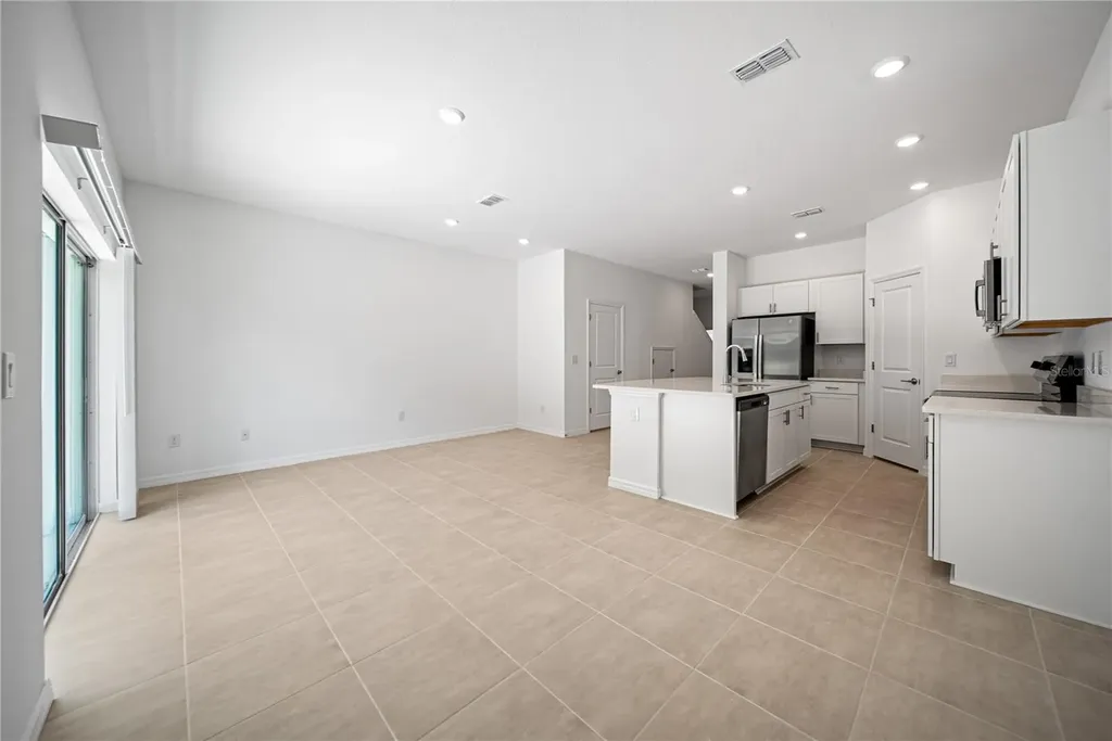 2085 Hallier Cove Wesley Chapel FL 33543