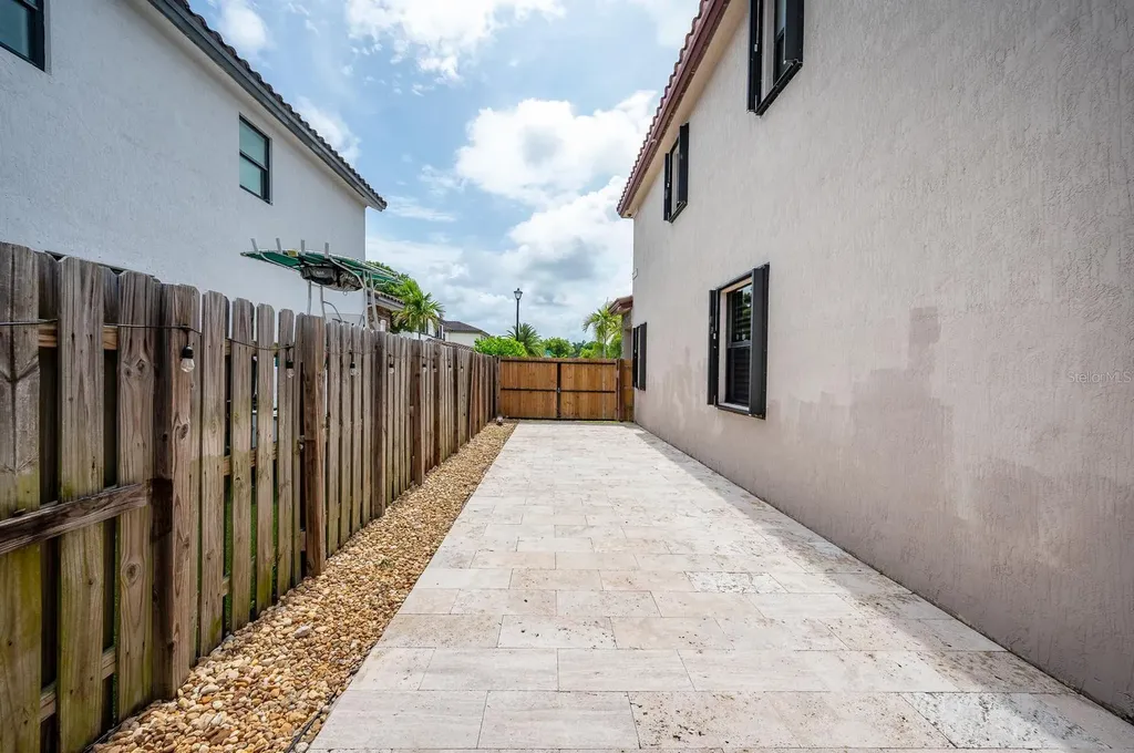 25006 SW 118th Avenue Homestead FL 33032