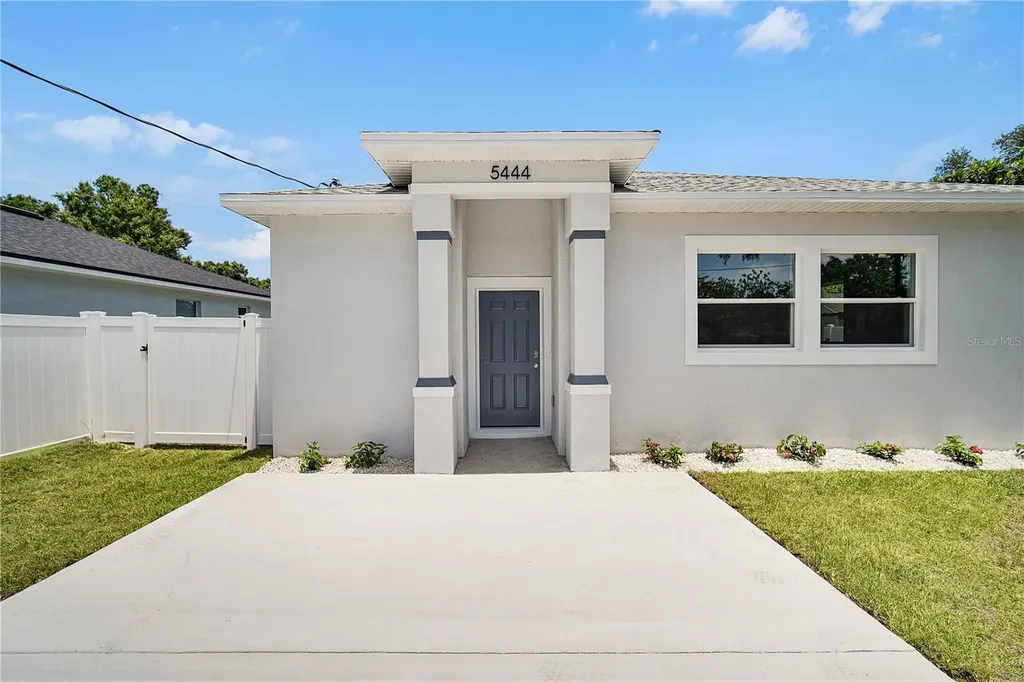 5445 Simmons Road Lakeland FL 33811