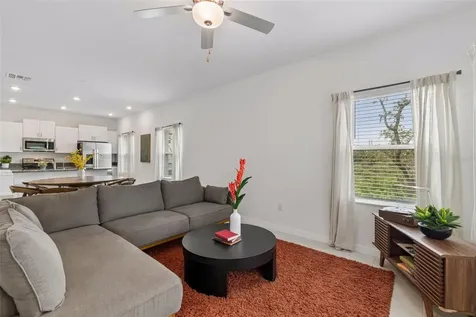 873 Tennyson Mill Circle Tampa FL 33619
