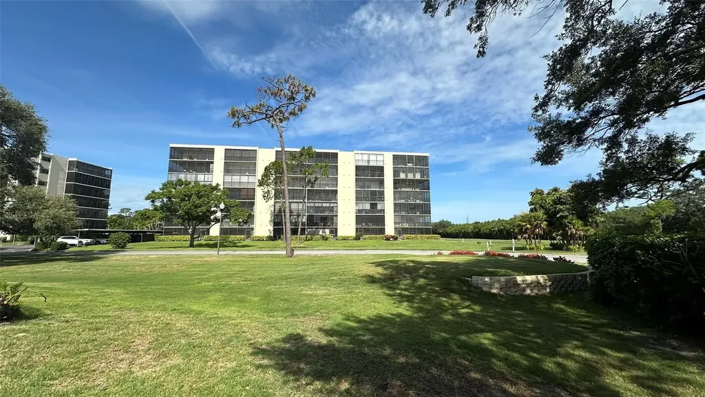 3400 Cove Cay Drive Clearwater FL 33760