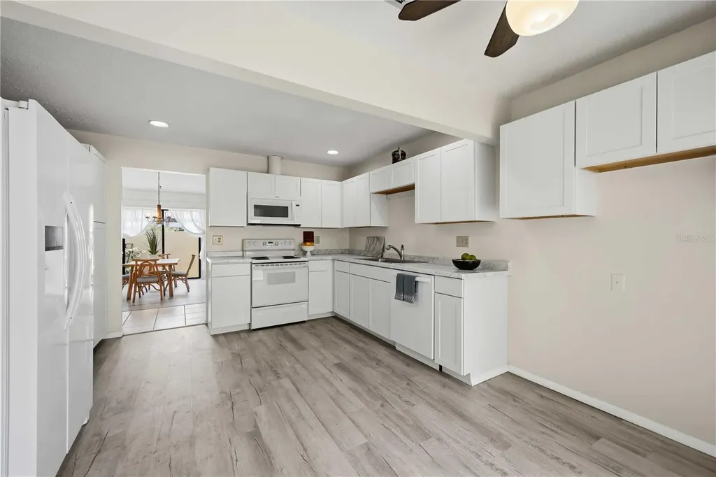 98 Drifting Sands Drive Venice FL 34293