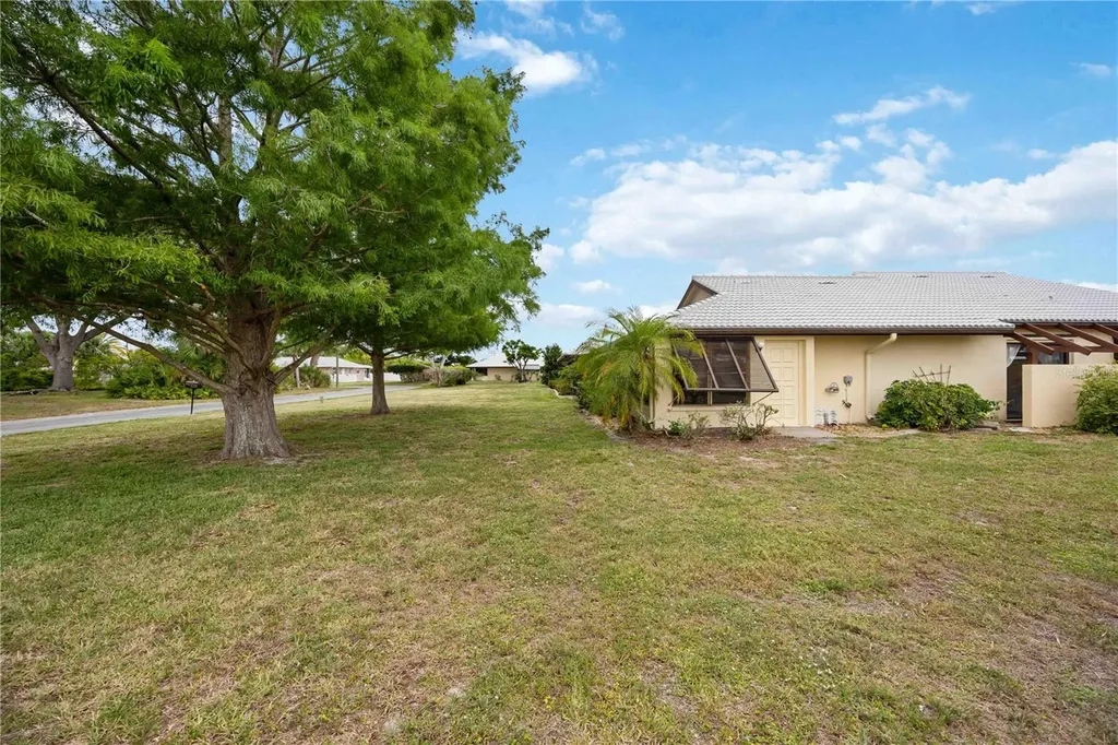 98 Drifting Sands Drive Venice FL 34293